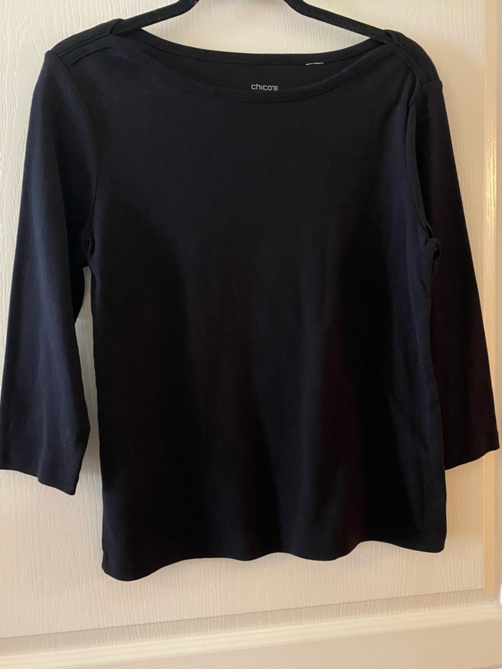 CHICO’S True Color Tee Boat-Neck 3/4 Sleeve Cotton Top in Black - 8